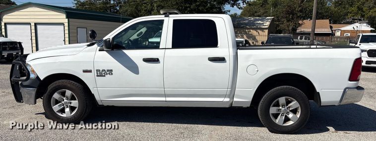 image for item EV2504 2019 RAM 1500 Crew Cab pickup truck