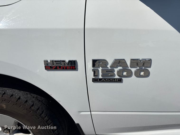 image for item EV2504 2019 RAM 1500 Crew Cab pickup truck