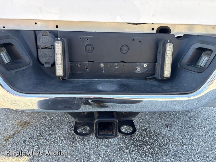 image for item EV2504 2019 RAM 1500 Crew Cab pickup truck