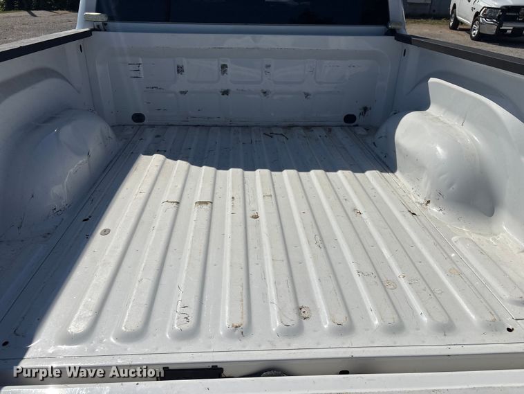 image for item EV2504 2019 RAM 1500 Crew Cab pickup truck