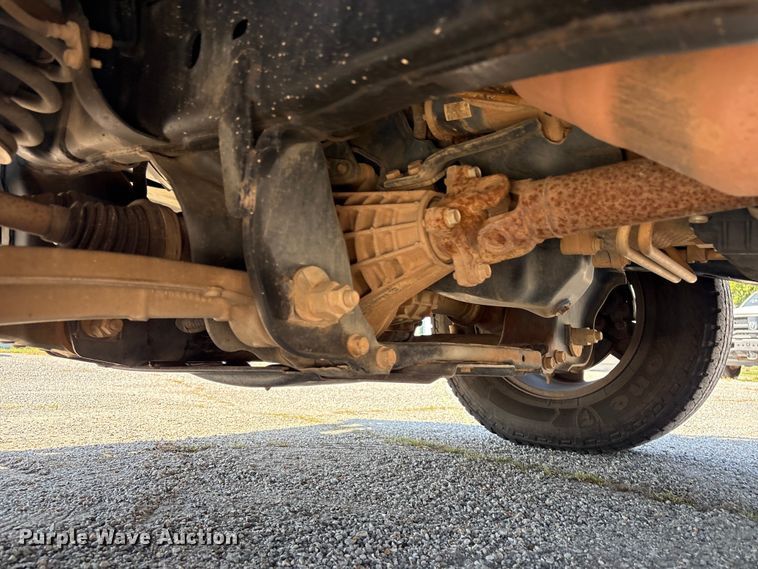 image for item EV2504 2019 RAM 1500 Crew Cab pickup truck