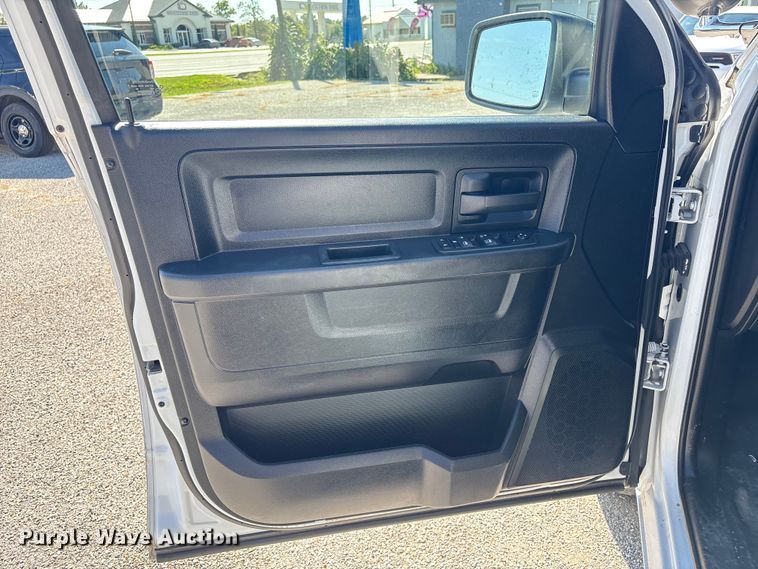 image for item EV2504 2019 RAM 1500 Crew Cab pickup truck