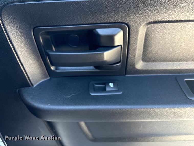 image for item EV2504 2019 RAM 1500 Crew Cab pickup truck