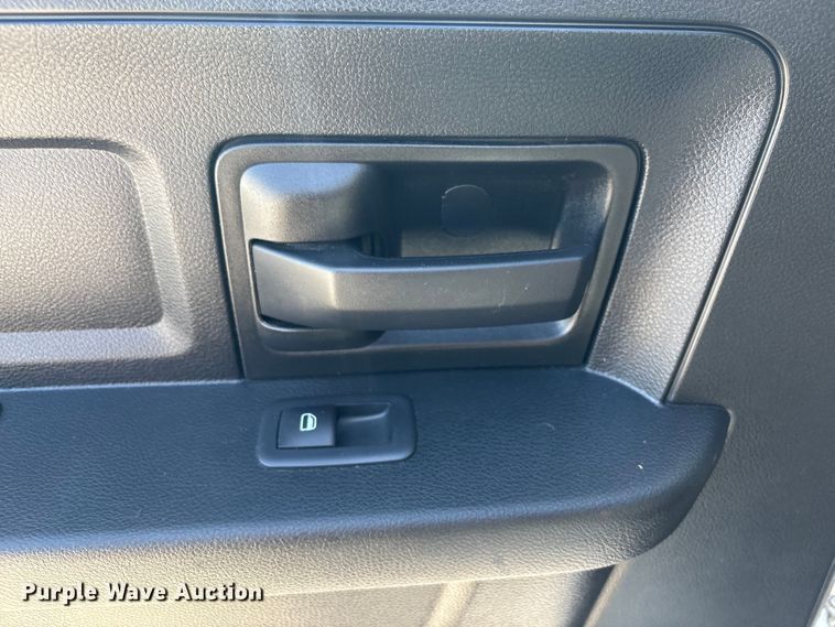 image for item EV2504 2019 RAM 1500 Crew Cab pickup truck