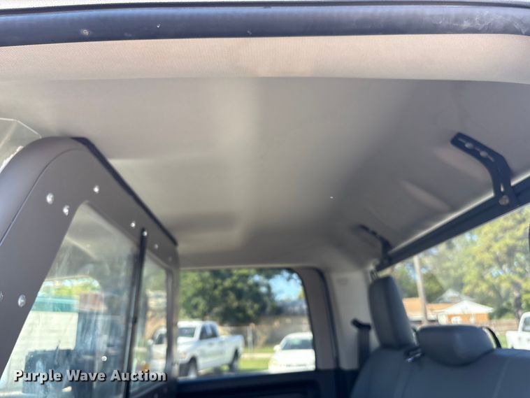 image for item EV2504 2019 RAM 1500 Crew Cab pickup truck