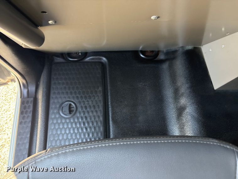 image for item EV2504 2019 RAM 1500 Crew Cab pickup truck