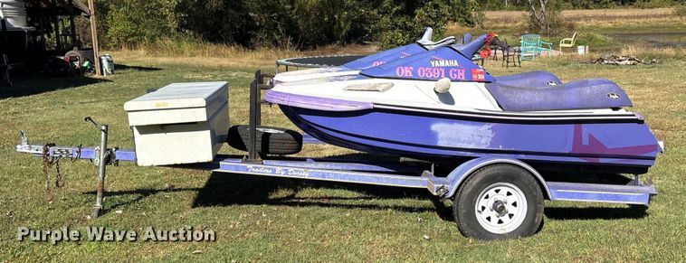 image for item EV2507 1994 Yamaha  Wave Runner III personal watercraft