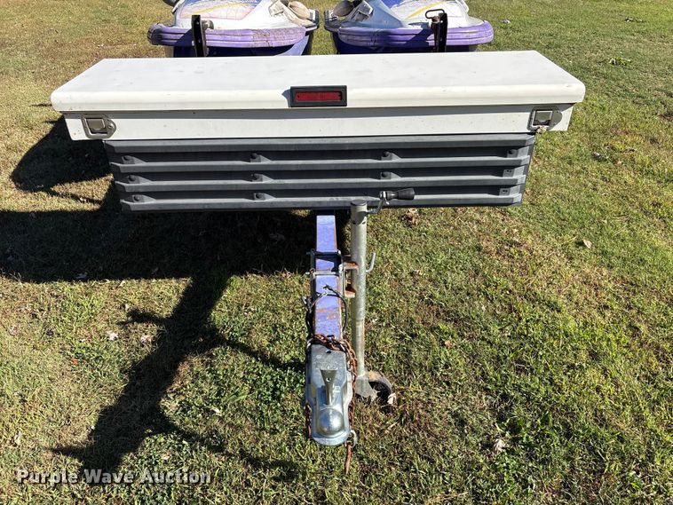 image for item EV2507 1994 Yamaha  Wave Runner III personal watercraft