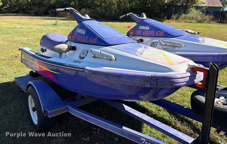 image for item EV2507 1994 Yamaha  Wave Runner III personal watercraft