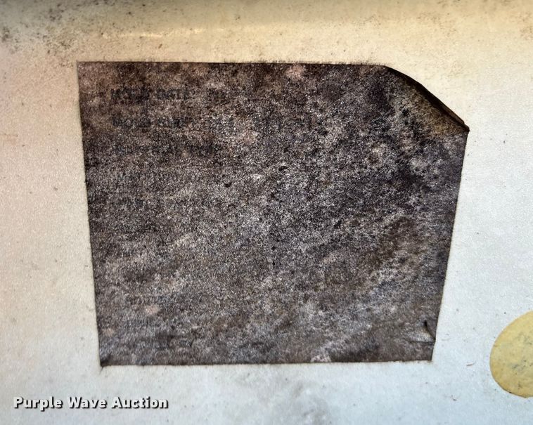 image for item EV2507 1994 Yamaha  Wave Runner III personal watercraft