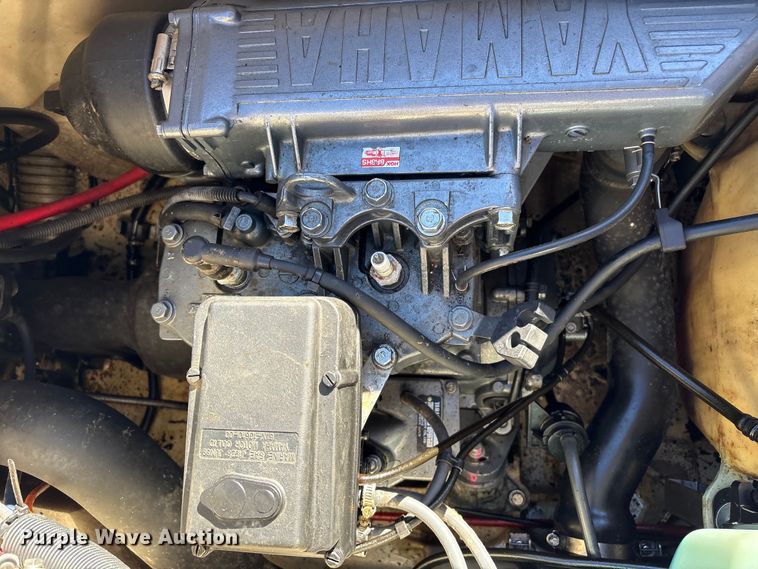 image for item EV2507 1994 Yamaha  Wave Runner III personal watercraft