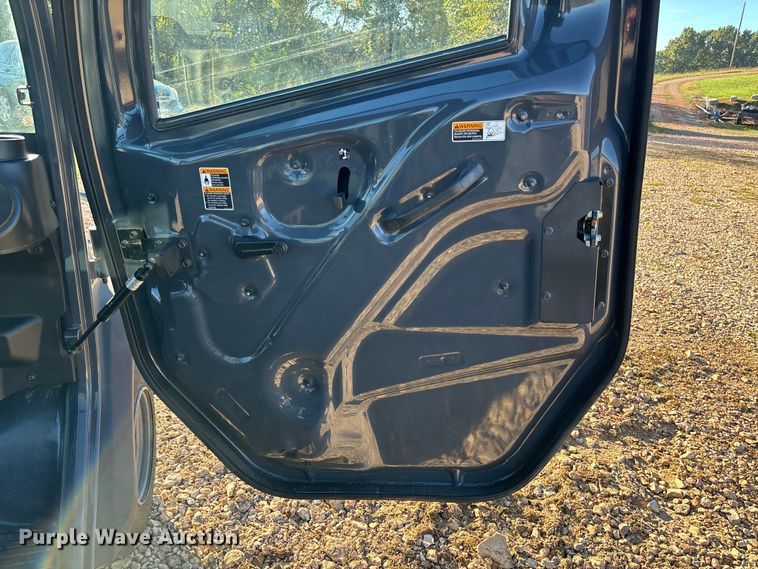 image for item EV3189 2016 Kubota RTV-X1100C utility vehicle