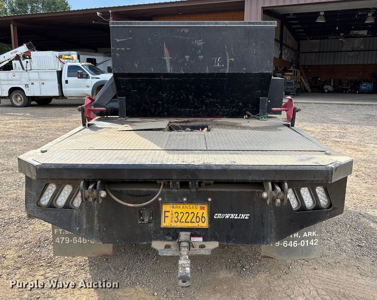 image for item EV3194 2013 GMC Sierra 2500HD bale bed pickup truck