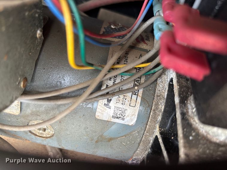 image for item EV3194 2013 GMC Sierra 2500HD bale bed pickup truck