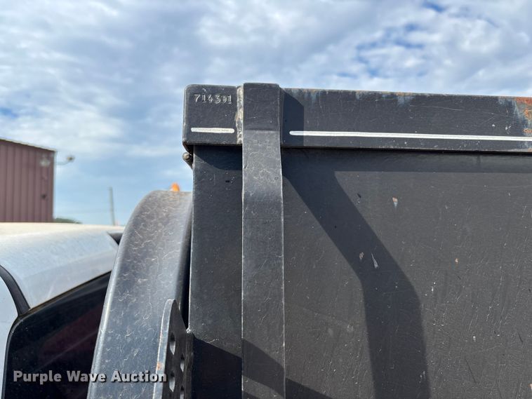 image for item EV3194 2013 GMC Sierra 2500HD bale bed pickup truck