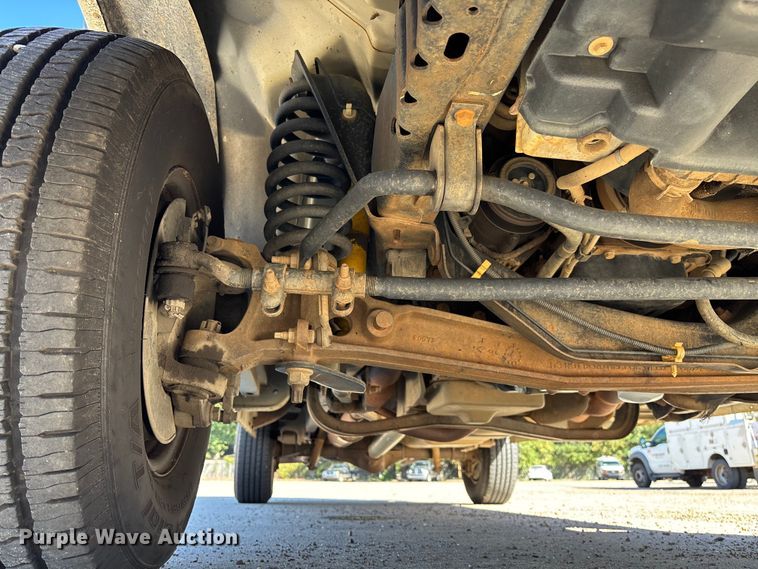 image for item EV3198 2008 Ford E250 van