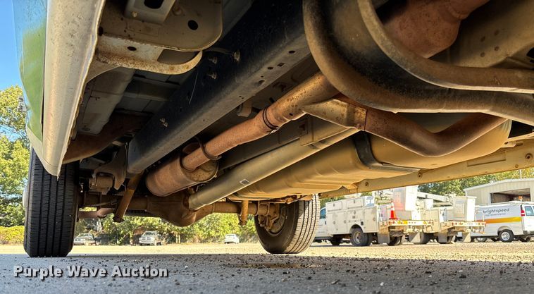 image for item EV3198 2008 Ford E250 van