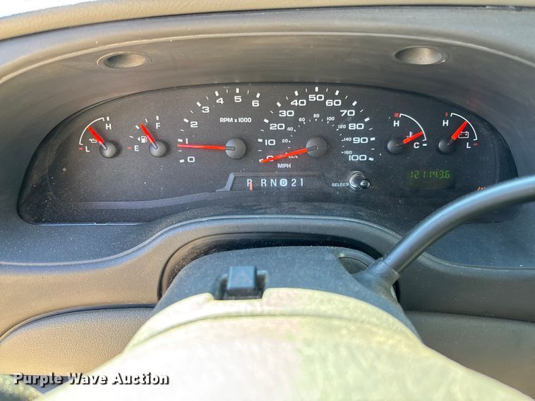 image for item EV3198 2008 Ford E250 van