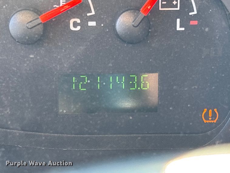 image for item EV3198 2008 Ford E250 van