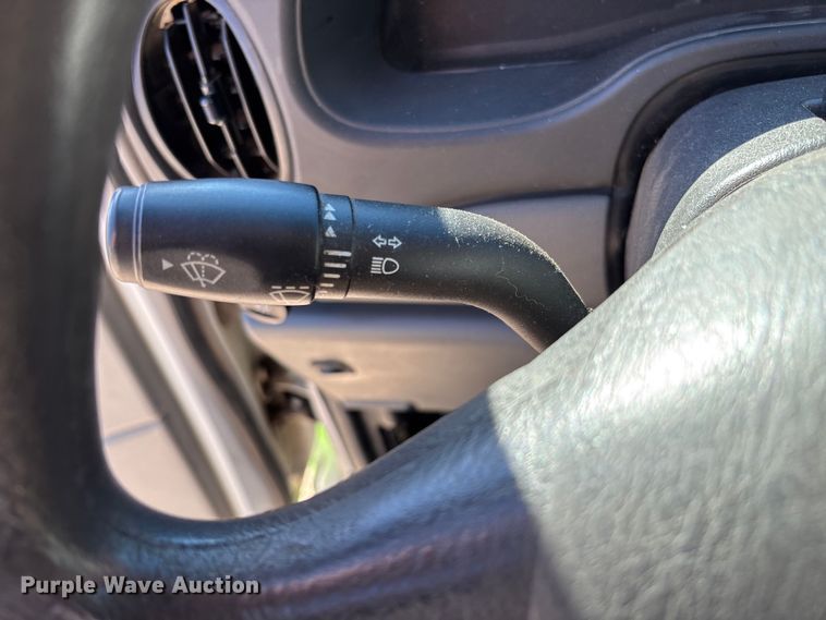 image for item EV3198 2008 Ford E250 van