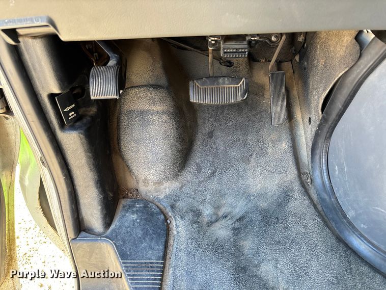 image for item EV3198 2008 Ford E250 van