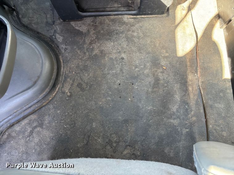 image for item EV3198 2008 Ford E250 van