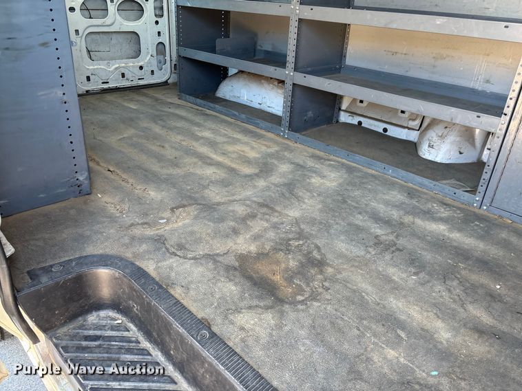 image for item EV3198 2008 Ford E250 van