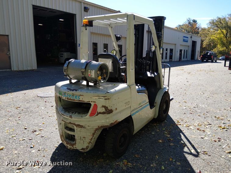 MONTACARGAS 2016 UNICARRIERS PF70
