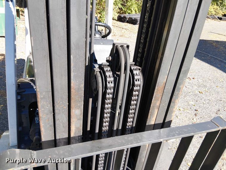 image for item EV4375 2016 UniCarriers PF70 forklift