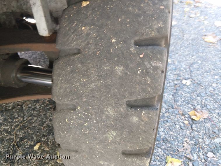 image for item EV4375 2016 UniCarriers PF70 forklift