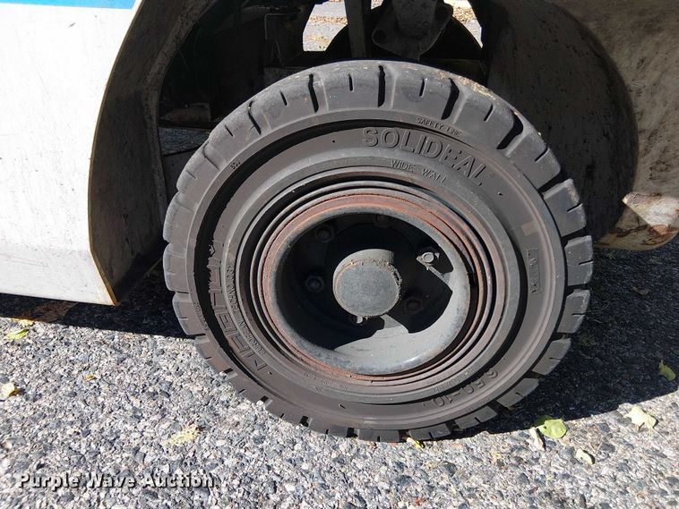 image for item EV4375 2016 UniCarriers PF70 forklift