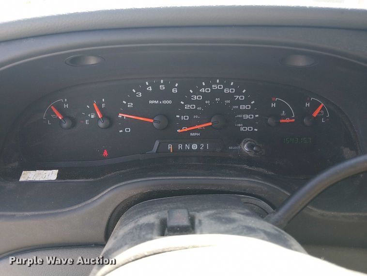 image for item EV5369 2008 Ford E350 van