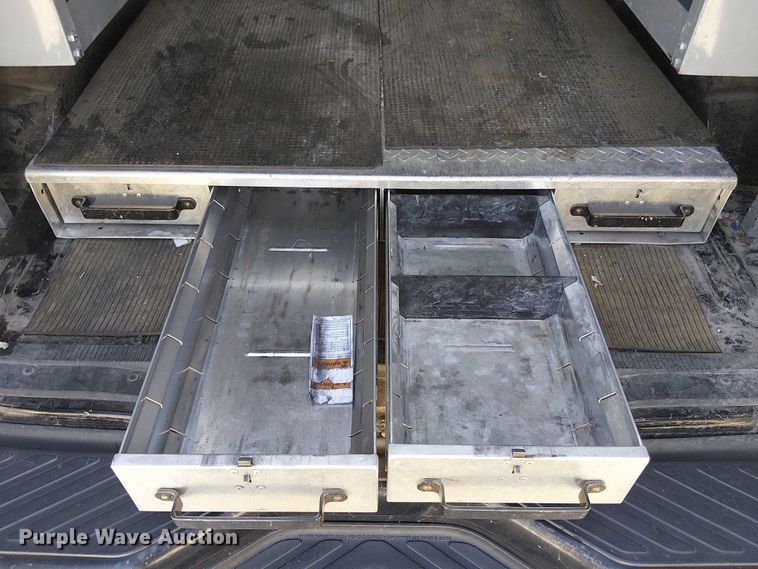 image for item EV5369 2008 Ford E350 van