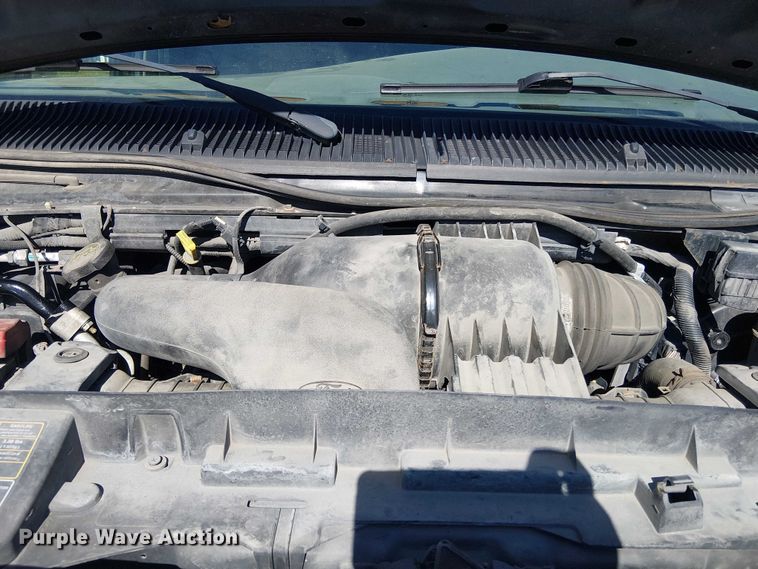 image for item EV5369 2008 Ford E350 van