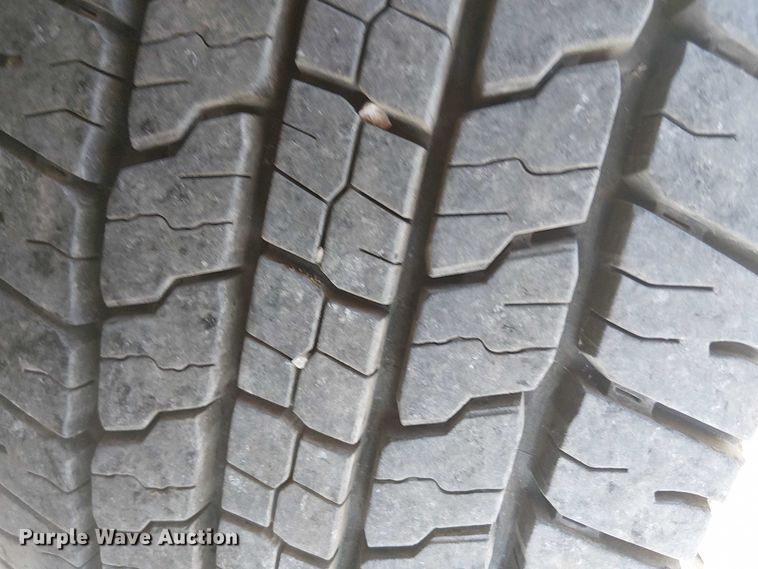 image for item EV5369 2008 Ford E350 van