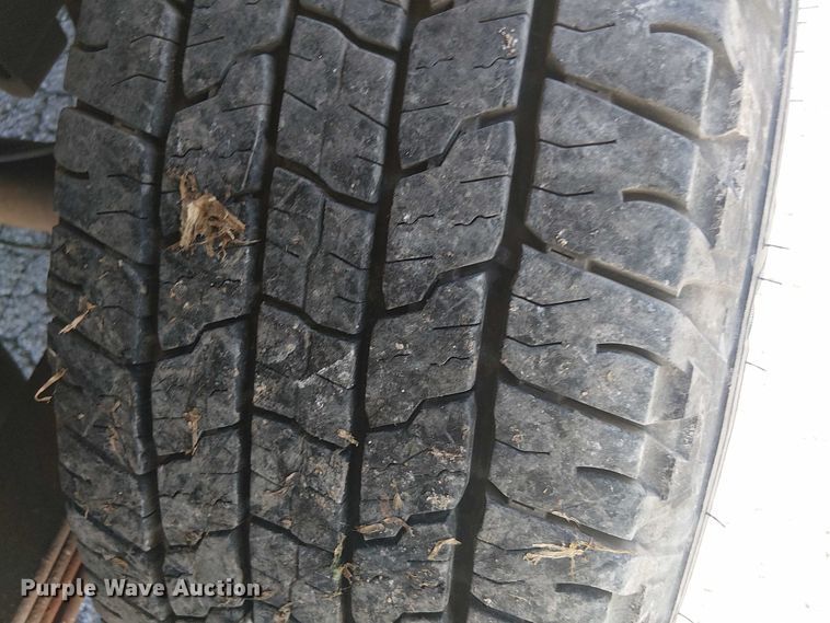 image for item EV5369 2008 Ford E350 van