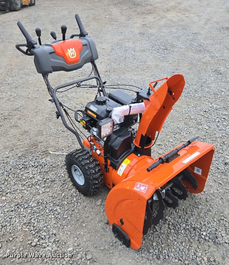 image for item EV5432 Husqvarna ST 227 snow blower