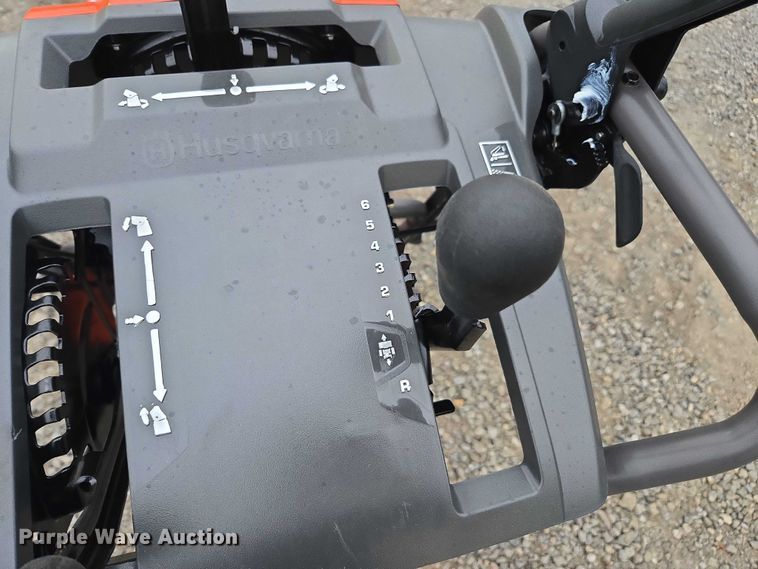 image for item EV5432 Husqvarna ST 227 snow blower