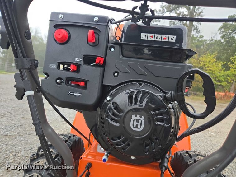 image for item EV5435 Husqvarna ST330 snow blower