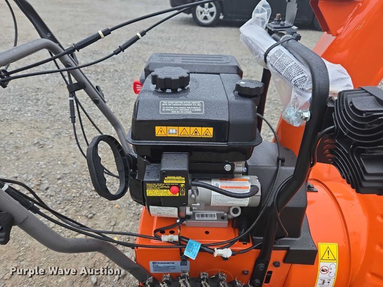 image for item EV5436 Husqvarna ST224 snow blower