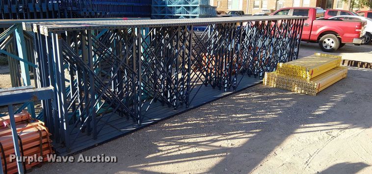 image for item FB4471 Teardrop pallet racking