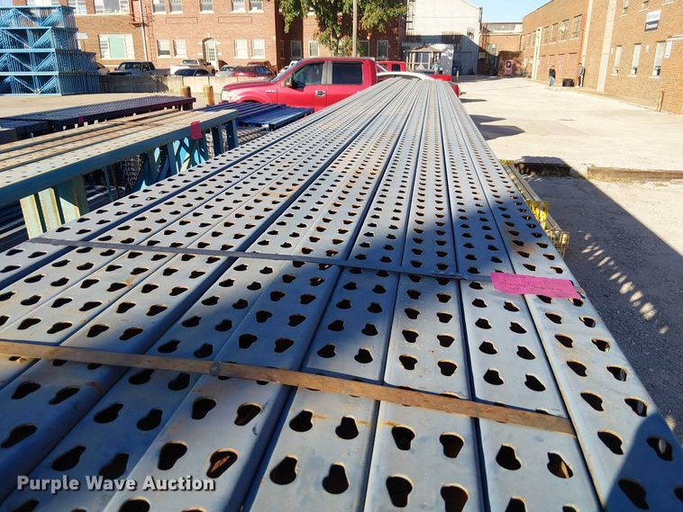 image for item FB4471 Teardrop pallet racking