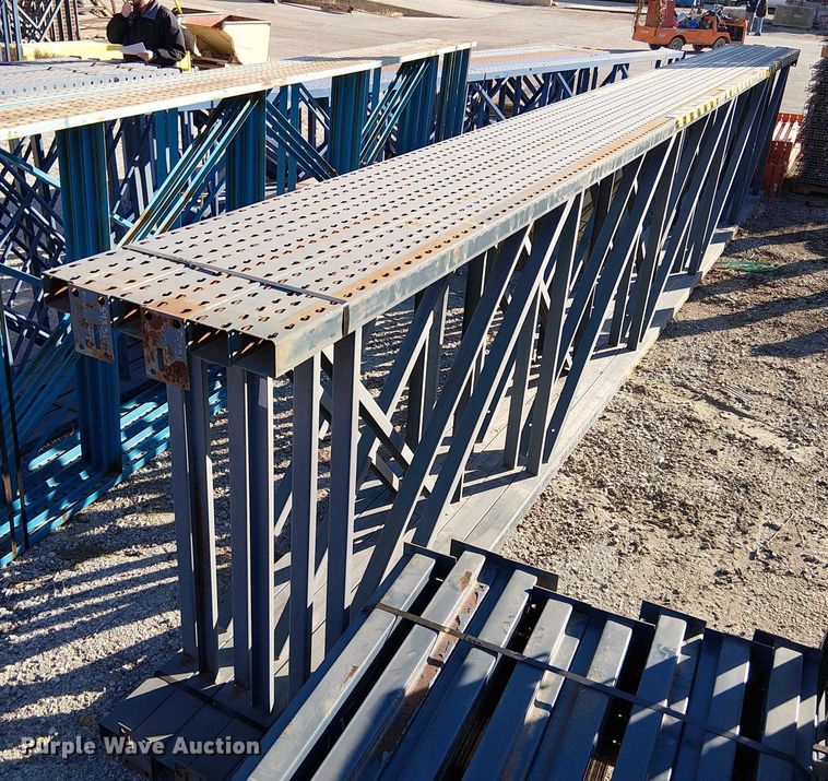 image for item FB4475 Teardrop pallet racking