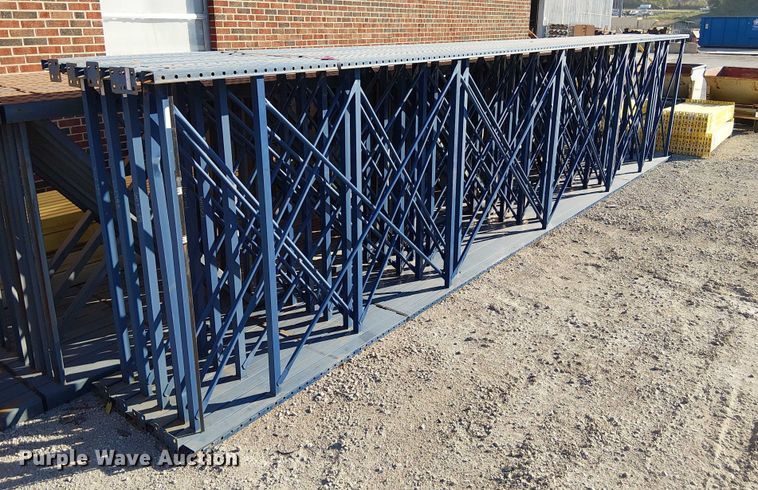 image for item FB4476 Teardrop pallet racking