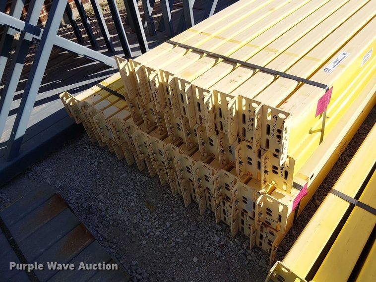 image for item FB4477 Teardrop  pallet racking