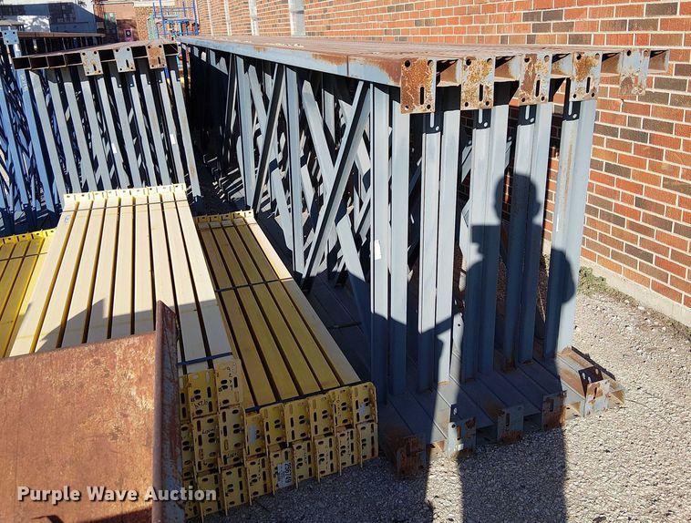 image for item FB4478 Teardrop pallet racking