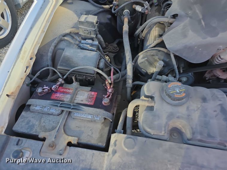 image for item FI0573 2001 Ford Crown Victoria LX 