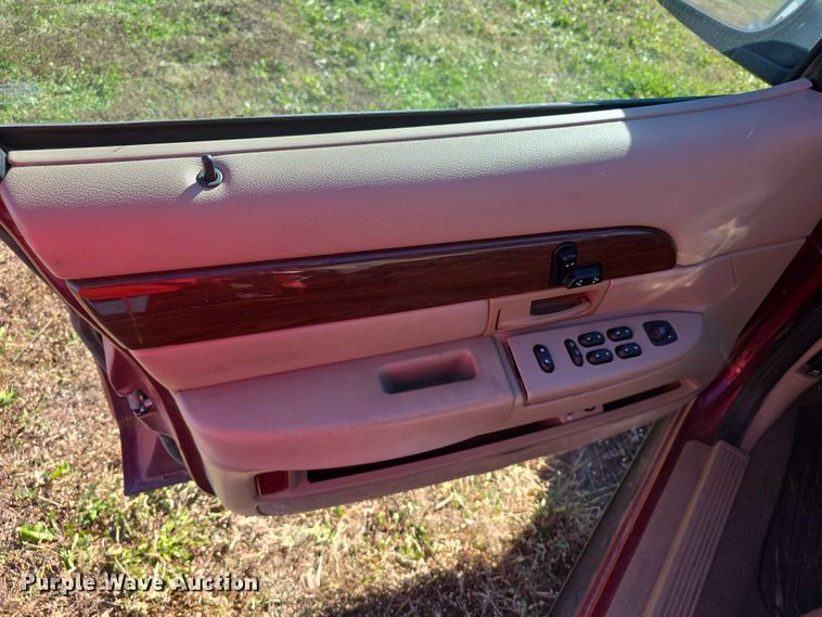 image for item FI0574 2003 Mercury  Grand Marquis LS 