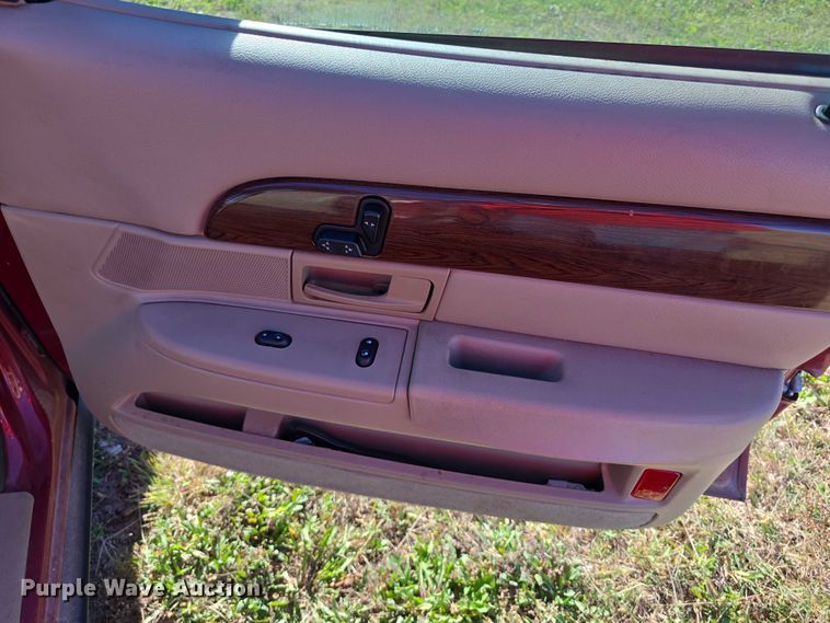 image for item FI0574 2003 Mercury  Grand Marquis LS 