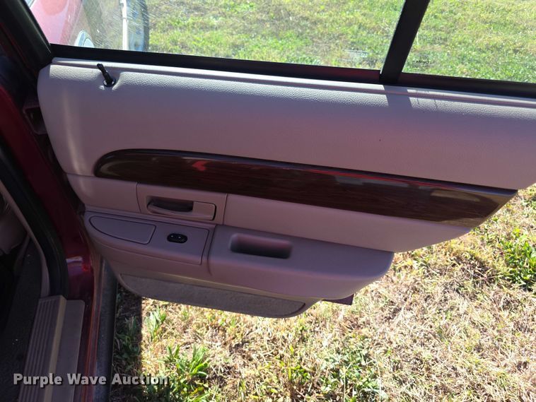 image for item FI0574 2003 Mercury  Grand Marquis LS 